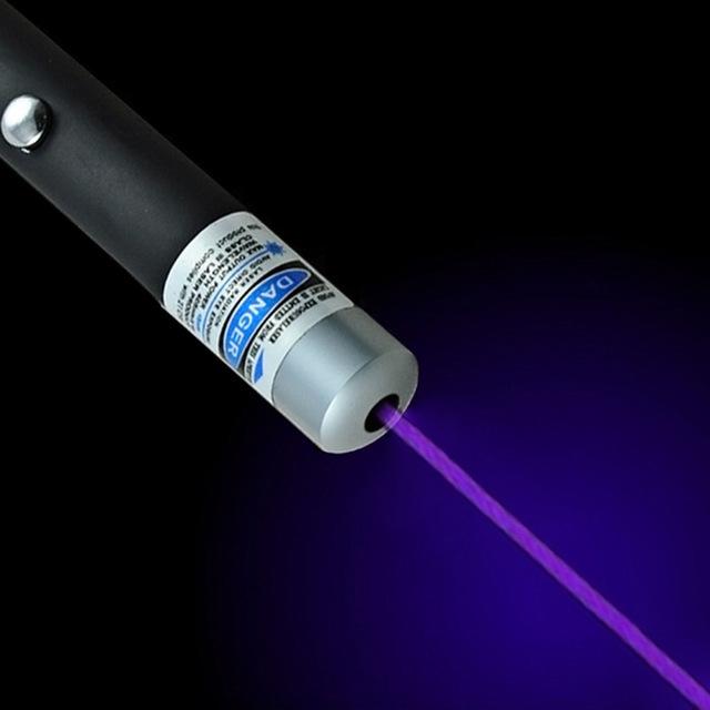 Jasny wielokolorowy wskaźnik laserowy do prezentacji na zewnątrz