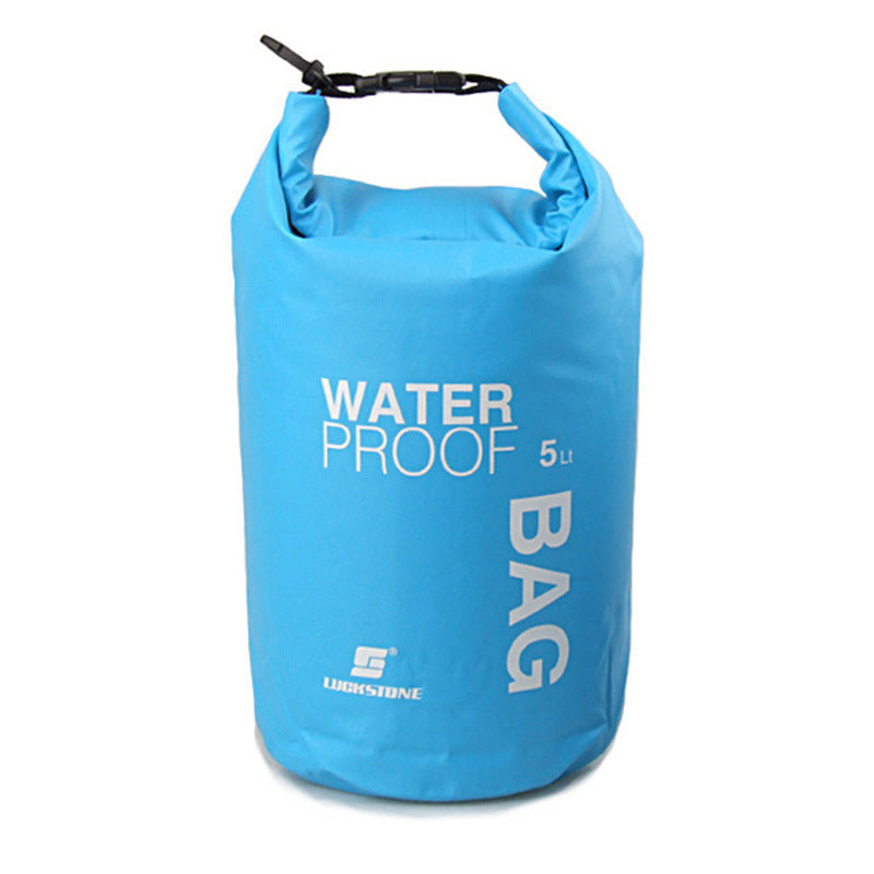 Équipement de protection imperméable AquaShield pour usage extérieur