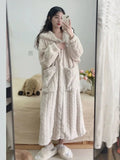 Peignoir Amy Nightfall confortable et doux pour femmes avec capuche et poches