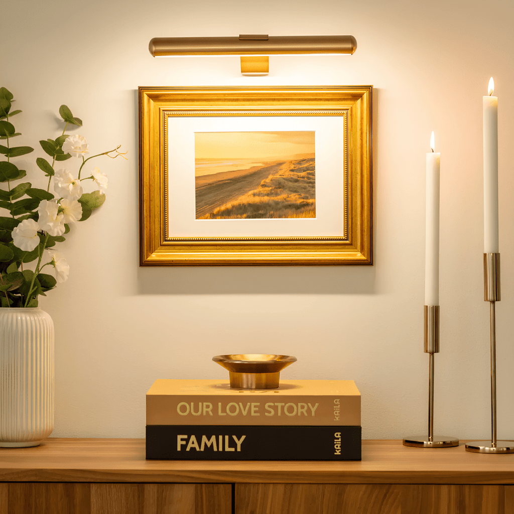 LumaNova Cordless LED Wall Light For Art And Gallery Displays