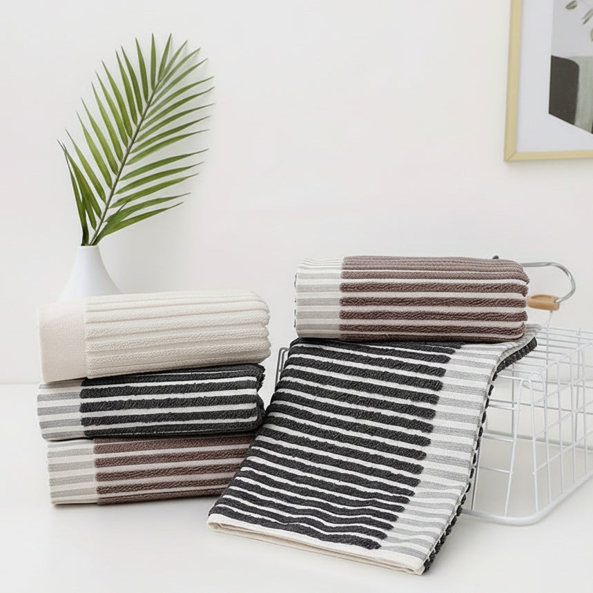 Striptex Baumwollhandtücher mit gestreiftem Design und Aufhängeschlaufe