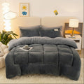 Velvloft Lammfell-Steppdecke mit Karomuster-Design