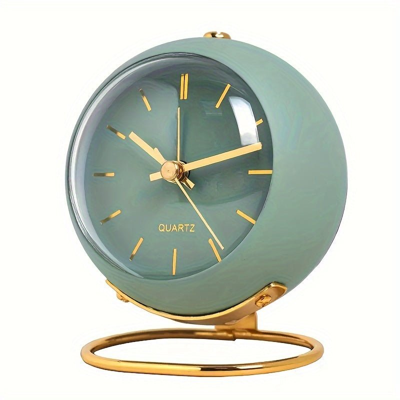 Reloj despertador estilo retro Buzzley con movimiento silencioso y aspecto clásico