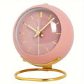 Reloj despertador estilo retro Buzzley con movimiento silencioso y aspecto clásico