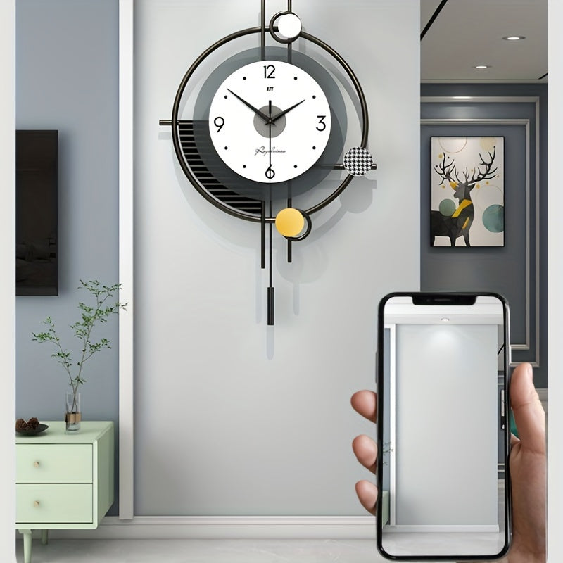 ساعة أورا أنيقة لغرفة المعيشة بتصميم بسيط وأنيق