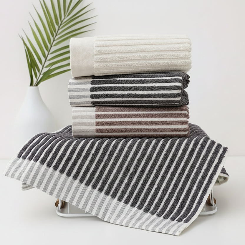 Striptex Baumwollhandtücher mit gestreiftem Design und Aufhängeschlaufe