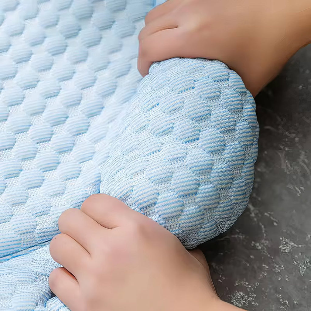 ChillPaws • Cooling Dog Bed - Cooling Dog Bed