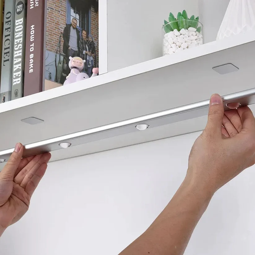 Luz de Pared NexaLume AuraMotion con Sensor de Movimiento LED