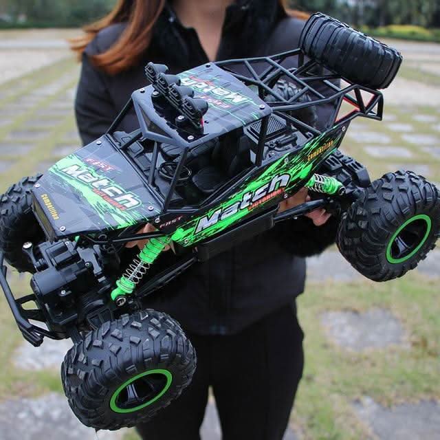 ThunderRidge X4 Rugged Remote-Control Monster Truck For All-Terrain Outdoor Adventures