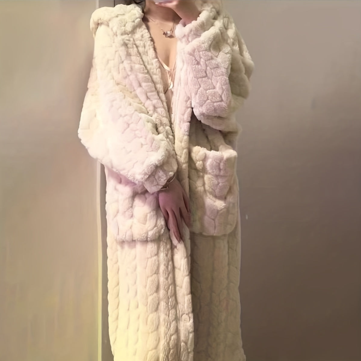 Velvélune Cream White Bathrobe With Striped Pattern