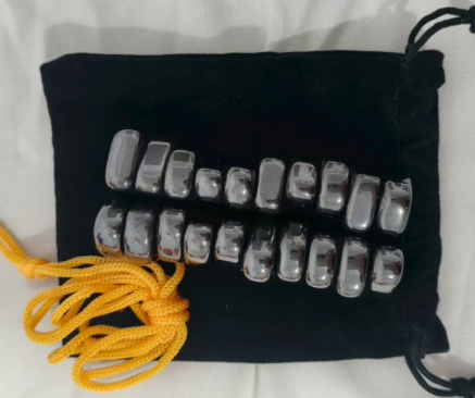 Portable Magnetic Chess Set for Travel, Ideal for Beginners and Pros