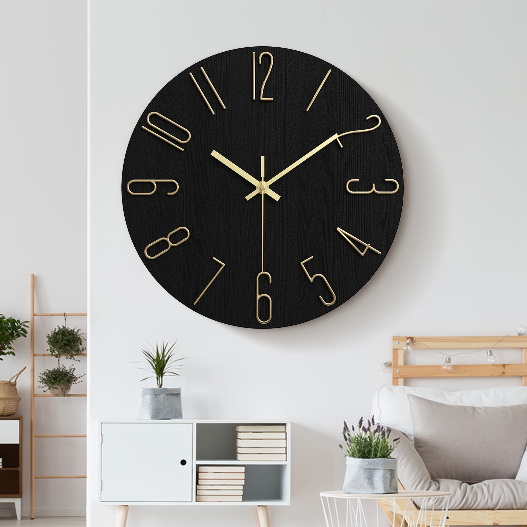 Luminair Runde Wanduhr, randloses minimalistisches Design in Schwarz und Gold