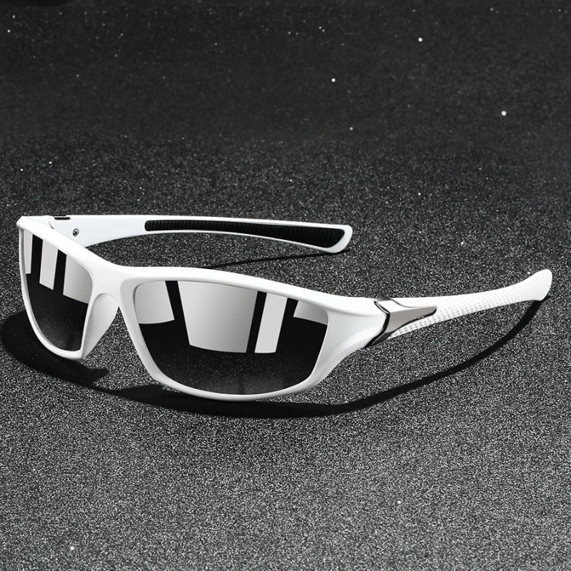 Men’s Polarised Sunglasses – UV400 Protection with Lightweight Metal Frame