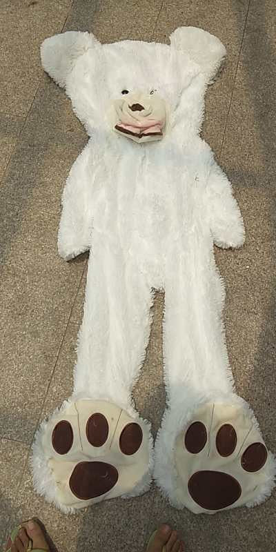Giant Plush Teddy Bear – HugHero