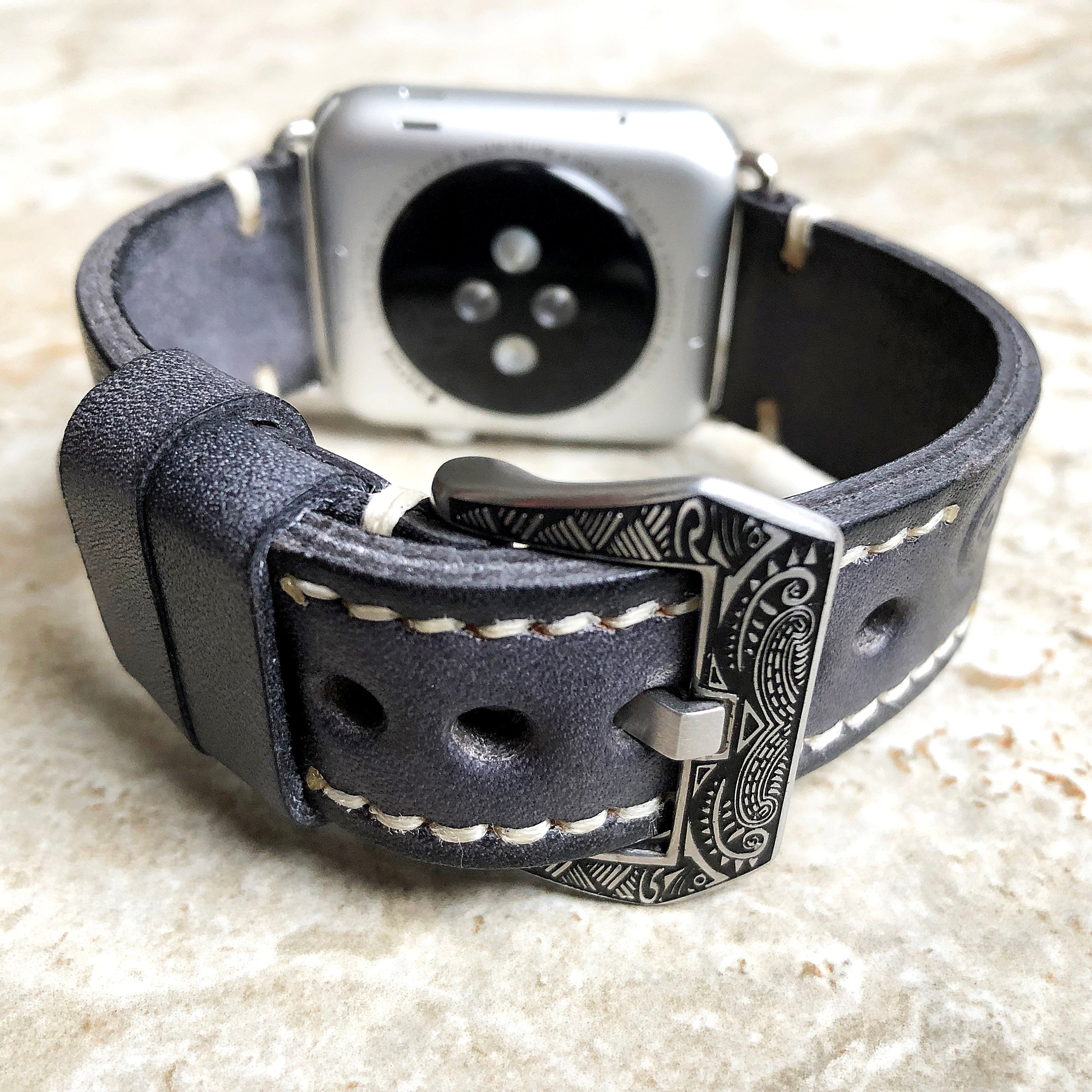 Apple Watch Ultra için El İşçiliği Oyma Sırt Deri Kayış