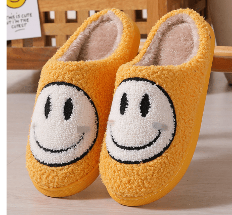 CozyNest zimní pantofle s úsměvem a zesílenou silikonovou podrážkou pro domácí použití