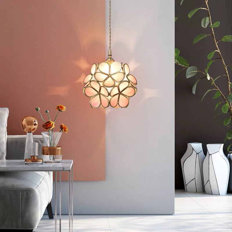 Liora Glass Pendellampe med Nordisk Blomstermotiv