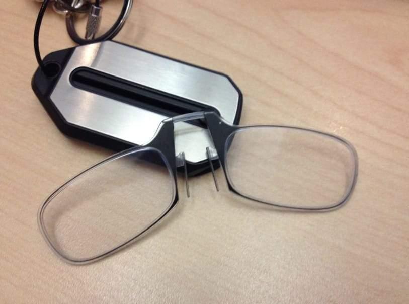 Clip-on læsebriller til daglig brug på farten