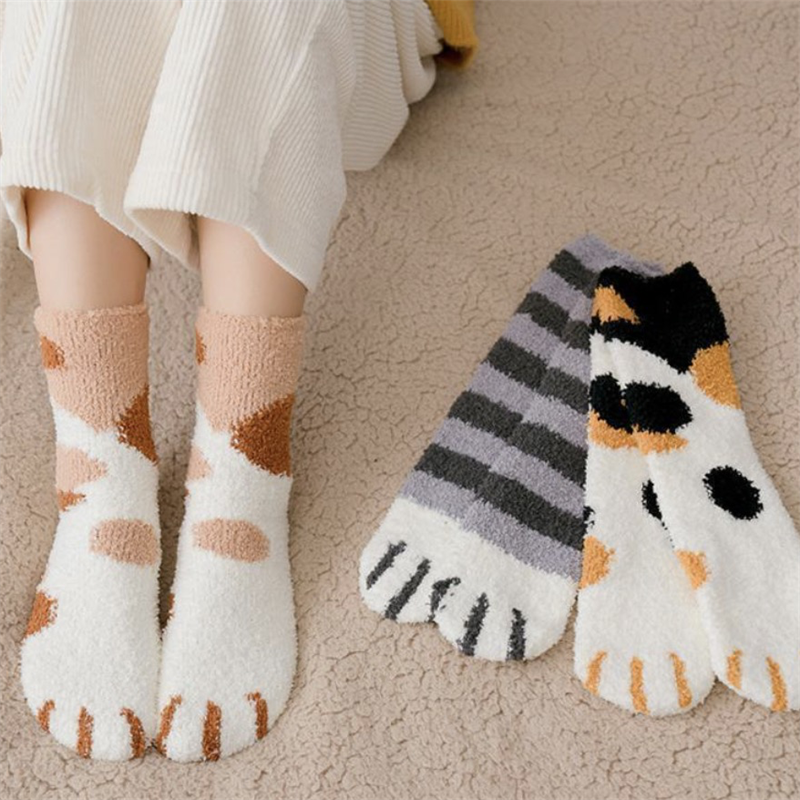 Fluffy Cat Paw Socks With Soft Claw Print Cozy Winter Comfort