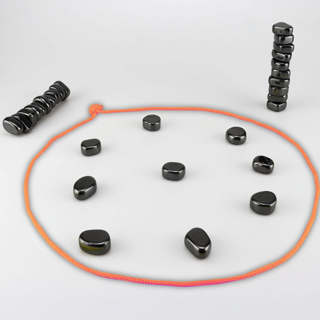 CheckMate Premium Chess Set With Magnetic Travel Stability While Traveling