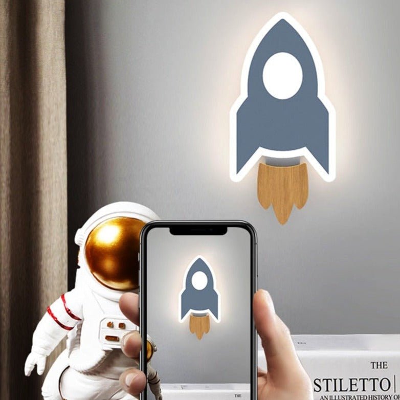 Luz de Pared Mini Cohete Stellar Spark para Habitaciones Infantiles de NovaLuma
