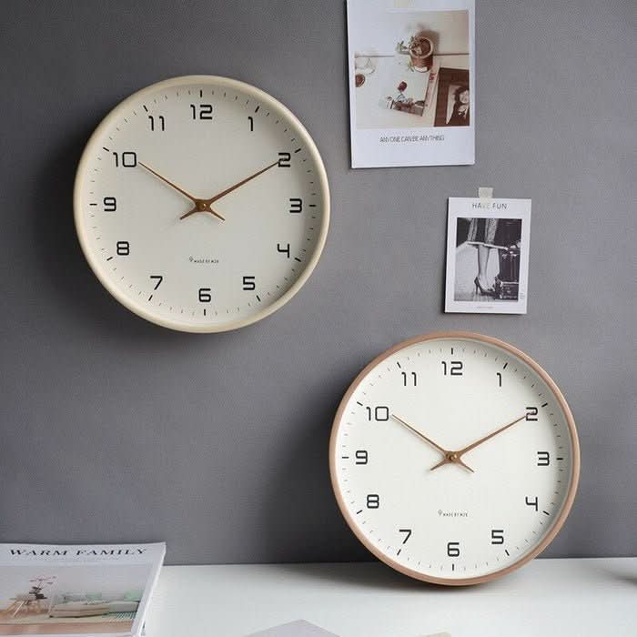 Reloj de Pared ArborLux de Movimiento Silencioso para Hogares Modernos