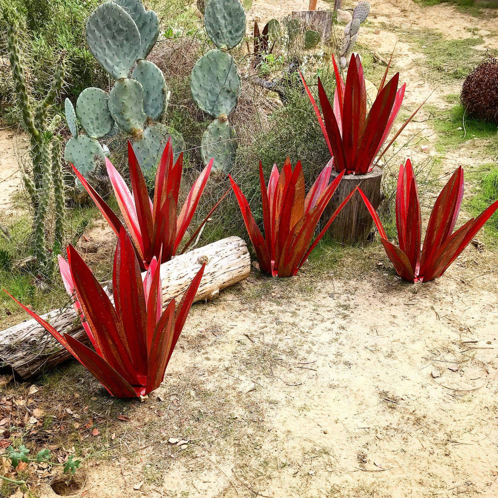 Eternal Agave Rust-Resistant Outdoor Metal Garden Ornament For Indoor And Outdoor Decor