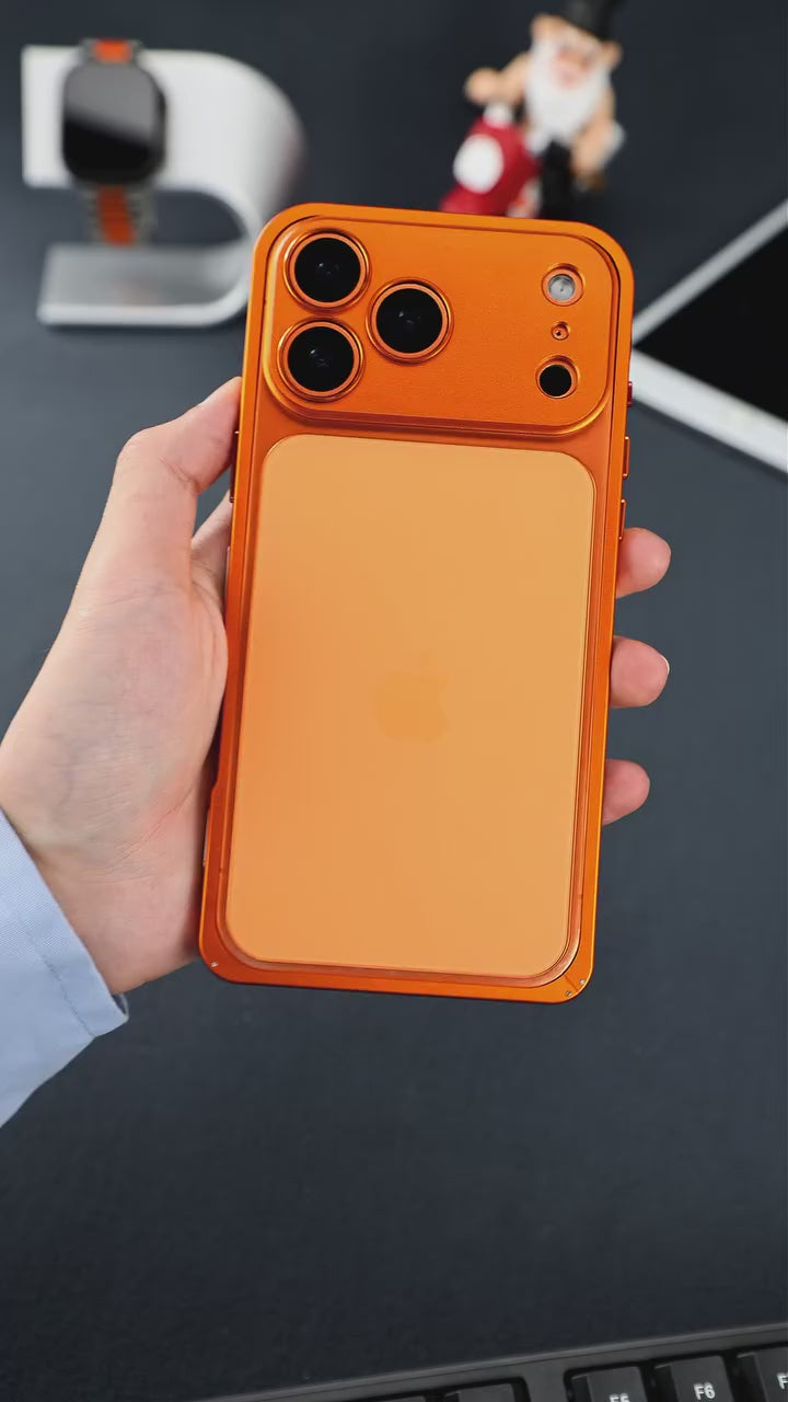 iPhoneおよびその他のデバイス用AeroGuardアルミニウムMagSafeバンパーケース