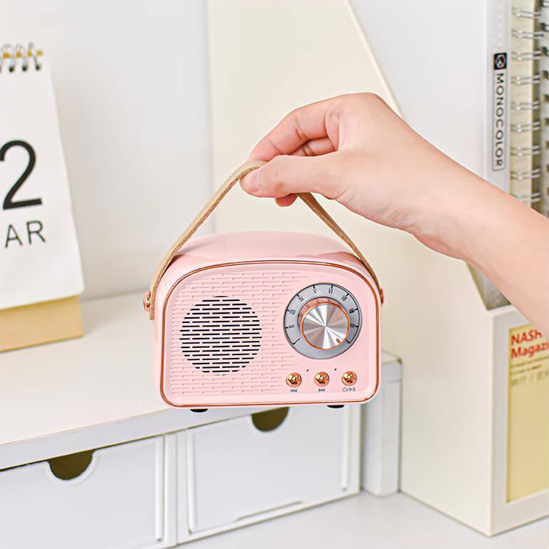 Retro kulatý reproduktor s Bluetooth a vintage stylem | Atiets