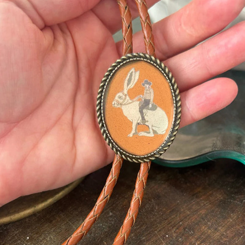 Unisex bolo kravata Banjo Frog s motivem žáby a banja