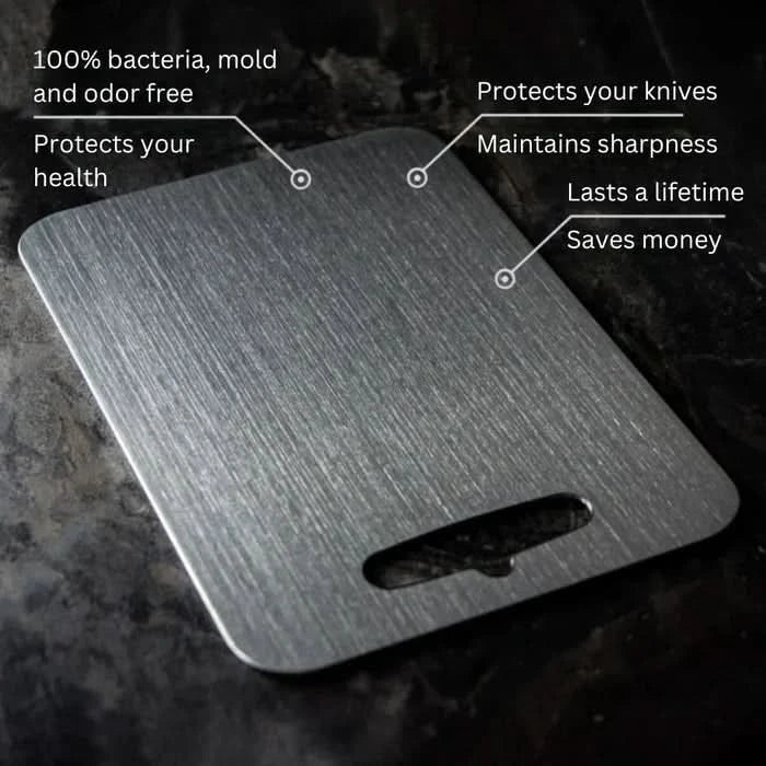 Planche de cuisine AeroGuard en titane avec surface hygiénique et durable