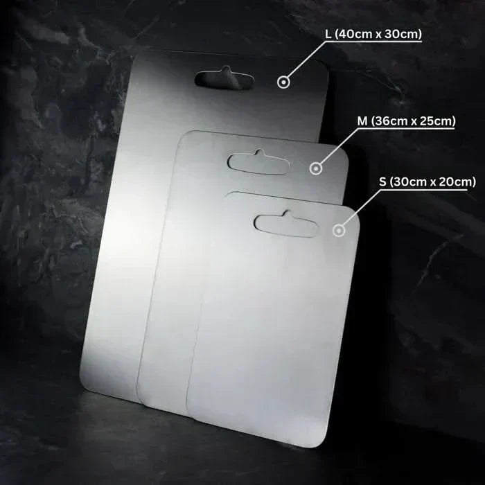 Planche de cuisine AeroGuard en titane avec surface hygiénique et durable
