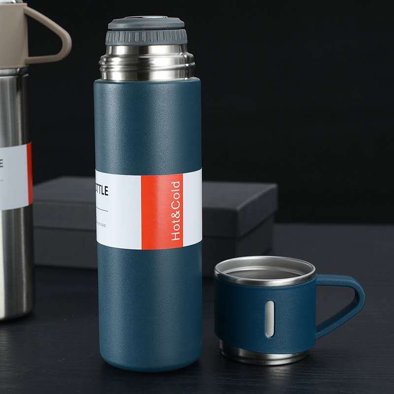 Robuster Thermosbehälter aus Edelstahl für Outdoor-Abenteuer und Campingausrüstung